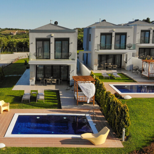 PREMIUM VILLAS