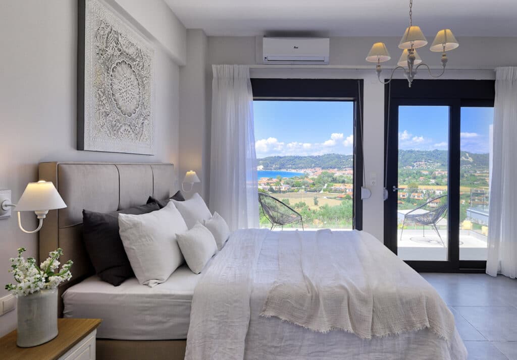 PREMIUM VILLAS – MASTER SUITE – SEAVIEW